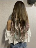 ペールトーンのユニコーンカラーエクステ