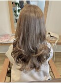 春仕様の明るめベージュアッシュstyle♪