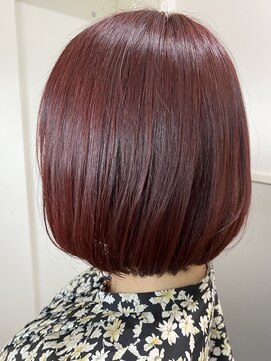 ルー(loup) ワインレッド/レッドカラー/ミニボブ/暖色系カラー/ボルドー