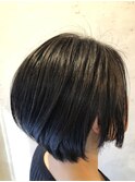 ショートボブ