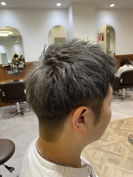 エイトサカエ 栄店(EIGHT sakae) ツーブロ/ショート/グレー