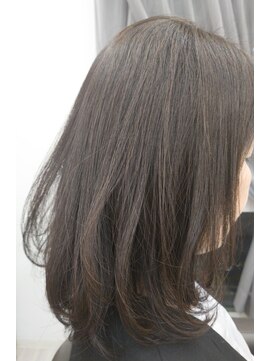 フチュール(Futur) レイヤーボブ×ラベンダーアッシュ