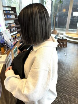 ヘアラウンジ アングゥ(hair lounge ungu) アンブレラグレーカラー