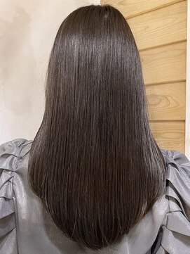 チョビー(Chobii) 表参道/グレージュ/オリーブグレージュ/イルミナカラー/大場10