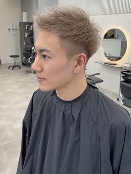 レノ(RENO)の写真/伸びてきてもまとまりやすい×セットが簡単なスタイルをご提案！メンズパーマで周りと差がつくスタイルに！