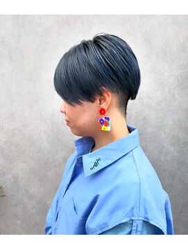 カプロアシヤ(Capullo.Ashiya) ツーブロックブルー