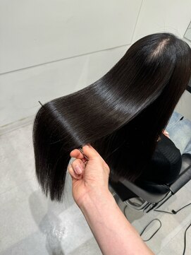 ヴィヴィー 福岡天神店(VIVIE) 柔らか絹ストレート☆