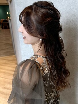 スリーランド(THREELAND) <107>ハーフアップ、結婚式ヘアアレンジ（堀）／髪質改善も人気