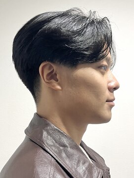 リリー シブヤ(Lilly shibuya) 【Lilly渋谷】#センターパート#フェード#メンズ#刈り上げ#渋谷