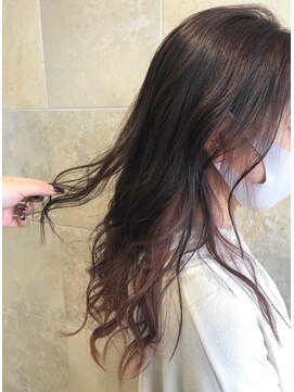 NYNY Mothers MOMO テラス六地蔵店 ゆるふわスタイルにインナーカラーでメリハリを