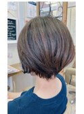 ショートボブ