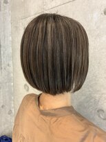 プラスシー(+C) ハイライトでデザインする地毛にハイライト!福岡ハイライト