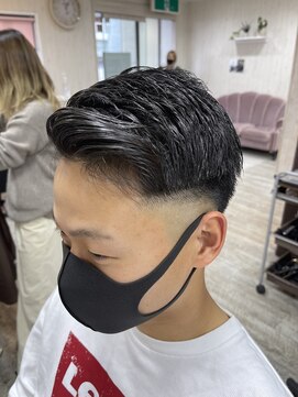 グランドベル(Grand BELL) 【バーバースタイル】0.03スキンフェード