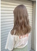 ベージュカラー