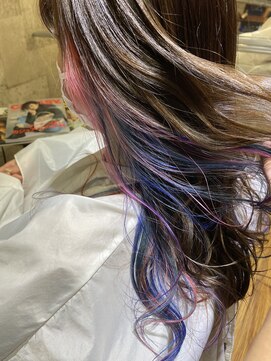 ルチア(HAIR&MAKE LUCIA) インナーカラー（ユニコーンカラー）