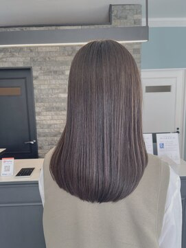 ディア(Dia) 暗めグレージュ