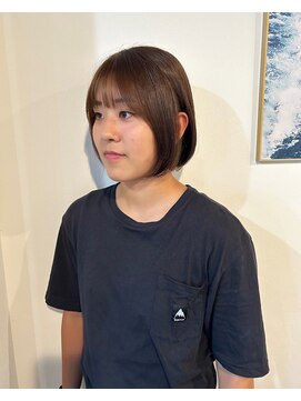 マリン(Marine) 20代30代内巻きボブショート