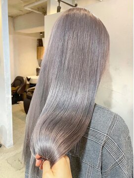 ジーナ(XENA) ケアブリーチ×ハイトーン×シルバー(渋谷)