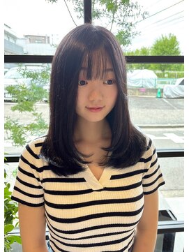 リベラル(liberal) 顔周りレイヤー 小顔スタイル ダークアッシュ【20代/30代/40代】