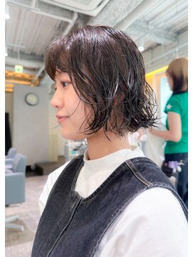 カフ(CAF) CAF 照下 イメチェン ウェーブパーマ 大阪