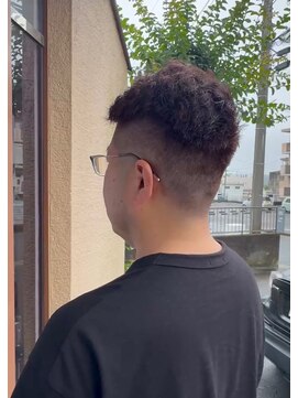 ヘアアンドスパ ベル(Belle) スキンフェード・ケンコバ・ベリーショート・クセ毛