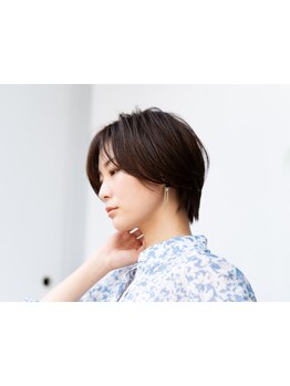 白髪染めMENUが豊富で、大人男性の様々なお悩み・希望にお応えします◎頭皮・髪のダメージケアもしっかり！