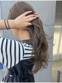 グレージュカラー×ソフトレイヤー