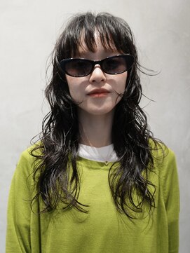 シアン(SYAN) ロングパーマ/ウルフカット/レイヤーパーマ