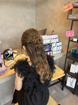 アチーブリス(achieve Liss) お呼ばれヘア