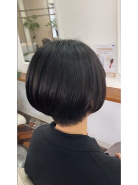 ヘアーアンドメイクアップモパ ショートヘア