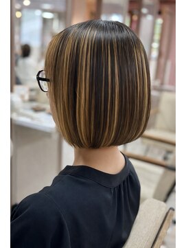 フィガロ デュデュ 新石切店(Figaro DOU DOU) アンブレラカラー×大人ボブ