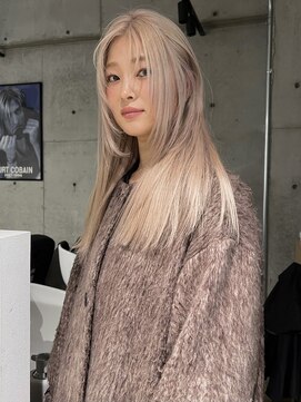 スリバー(sliver) 【小河楓花】顔周りレイヤー　ブロンド