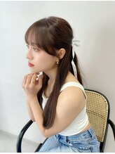 《顔周りのデザインにこだわったレイヤーカット》動きのあるスタイルに