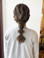 ルッツ(Lutz. hair design)&nbsp;4/19 ヘアアレンジ あみおろし
