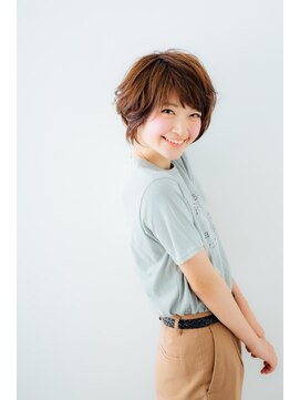 ラクシス 新都心店(Luxis) 【Luxis 新里豊】フェミニショート