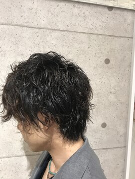 アンナ ヘアアンドアイズ(AnNa hair&eyes) ウェーブツーブロック