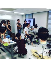 雑誌、セミナー、ヘアメイクなど！常にトレンドを発信するPISMのパワー☆