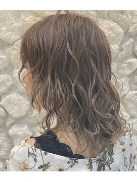 モアナ バイ ヘッドライト 沖縄東崎店(Moana by HEADLIGHT) Moana東崎#ベージュ#大人かわいい#デジタルパーマ