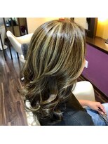 サロンエヌズ(salon Nz) ハイライト+アディクシーカラー☆