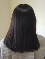 エム クゥール m.coeur ナチュラルセミロング