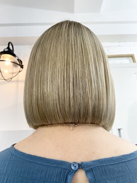 イコ 表参道原宿(ico) コンパクトボブ