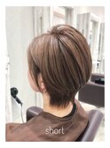 ナチュラルウルフショート