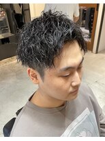 フリーク バーバーショップ 都島店(FREAK BARBER SHOP) 黒髪ショートアップバング無造作ツイストスパイラルパーマ