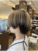 【根岸真奈美】ショートスタイル/アンブレラカラー