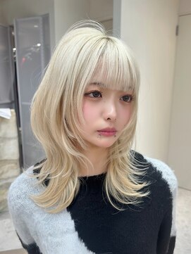 ロンド レア 天神大名店(Lond Le’a) イヤリングカラー/外ハネボブ /縮毛矯正/レイヤーボブ/艶髪