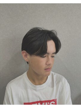 グレイバイニューヨークニューヨーク 京都北大路(Gray by NYNY) ニュアンスパーマモテるスーツメンズセンターパート眉毛