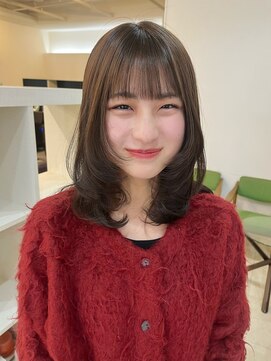 キアラ(Kchiara) ふわっとレイヤースタイル