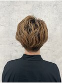 動き×抜け感◎ハイトーンパーマ
