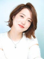カミエ(kamie)&nbsp;【kamie北浜】ナチュラルくびれミディアムｘ抜け感ブラウン
