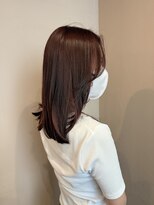 オクユキ(OKUYUKI)&nbsp;★ 深みレッド × 重めミディアムレイヤー